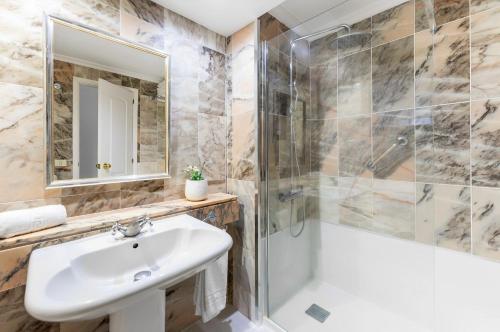 Apartamento de 1 dormitorio con vistas al mar del hotel Ona Hollywood Mirage. Foto 8