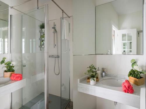 Apartamento Superior Con Cocina 1 Cama queen 1 habitación Con Vistas Sofá Cama incluido del hotel Matahacas Pool & Luxury. Foto 6