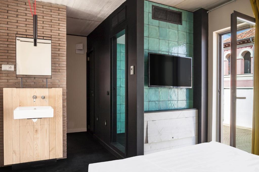 Habitación doble Balcón o Terraza Superior del hotel Bastardo. Foto 1