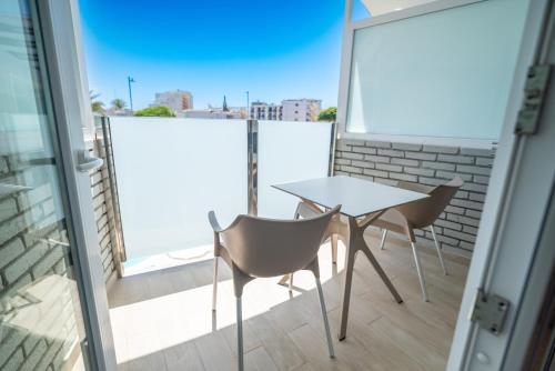 Suite Junior Deluxe con bañera de hidromasaje del hotel HL Suite Nardos - Only Adults. Foto 5