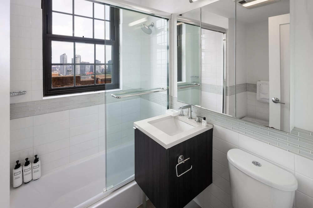 Apartamento, 4 habitaciones, no fumadores (Penthouse) del hotel The Beekman Tower, Trademark Collection by Wyndham. Foto 18