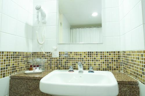 Habitación Familiar Superior del hotel Savoy Othon. Foto 4