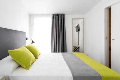 Habitación Doble Pequeña del hotel Boutique La Puerta De Palacio - Only Adults. Foto 1