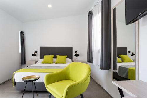 Habitación Deluxe del hotel Boutique La Puerta De Palacio - Only Adults. Foto 2