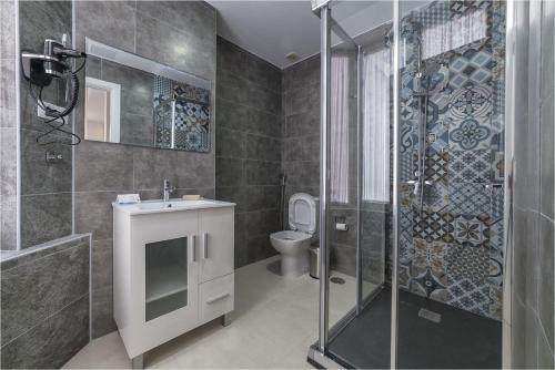 Habitación Doble Deluxe del hotel Ciudad Del Mar. Foto 3