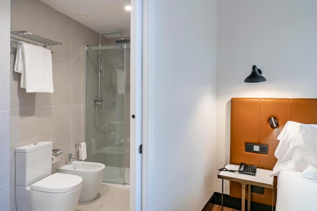 Junior suite Vista Rio del hotel Vincci Consulado De Bilbao. Foto 3