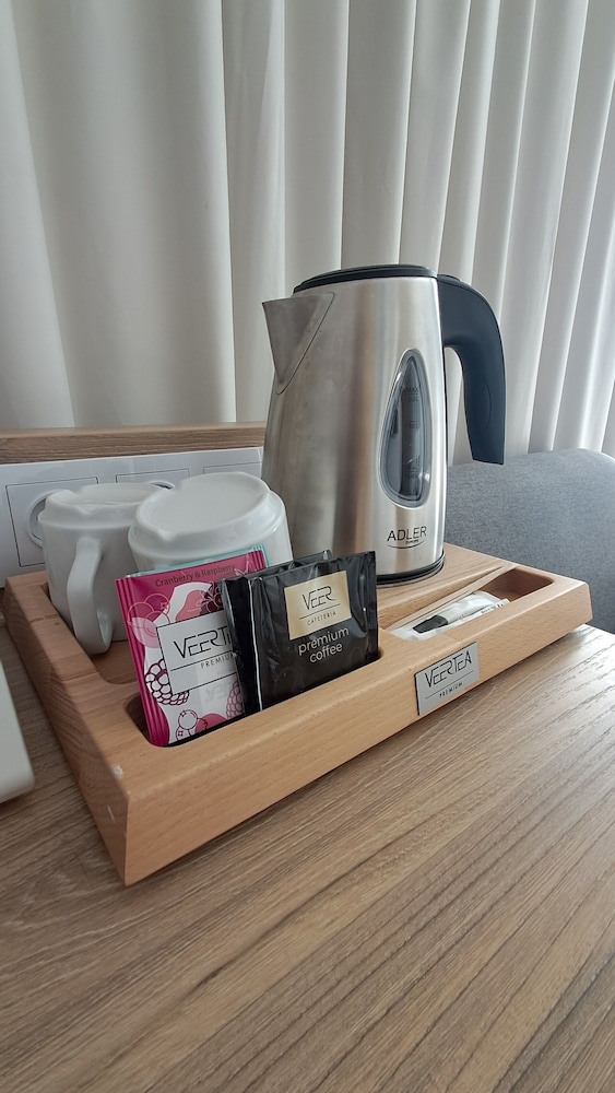 Habitación estándar con 1 cama doble para 1 o 2 personas del hotel Ibis Styles Bialystok. Foto 8