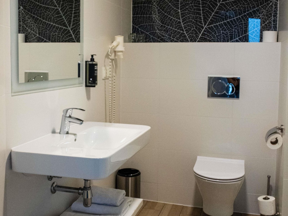 Suite Familiar Estándar del hotel Ibis Styles Bialystok. Foto 3