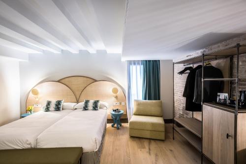 Habitación Doble - 1 o 2 camas del hotel Intelier Casa De Indias. Foto 8