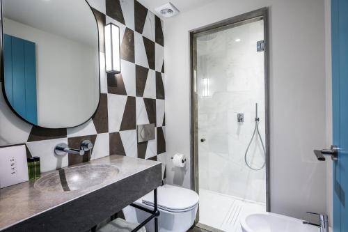 Habitación Doble Superior con vistas a la ciudad - 1 o 2 camas del hotel Intelier Casa De Indias. Foto 2