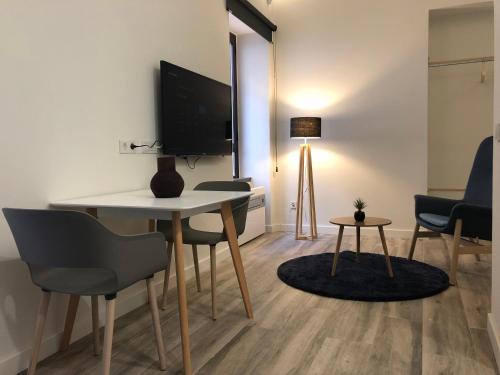 Apartamento Estudio del hotel Apartamentos AL-QAZERES LUXURY La Concepción. Foto 8