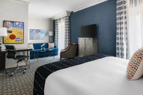 Suite Urban adaptada para personas con discapacidad del hotel The Marker San Francisco. Foto 3