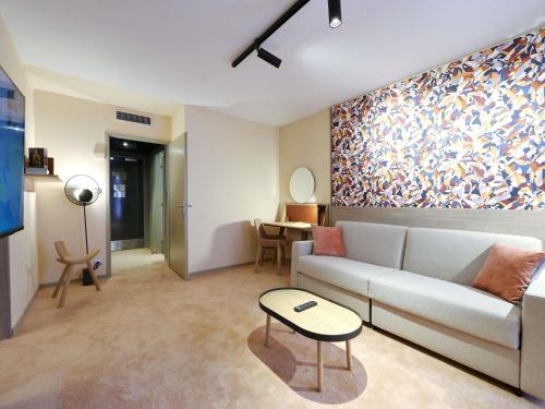 Suite Junior del hotel Mercure Grenoble Centre President. Foto 1