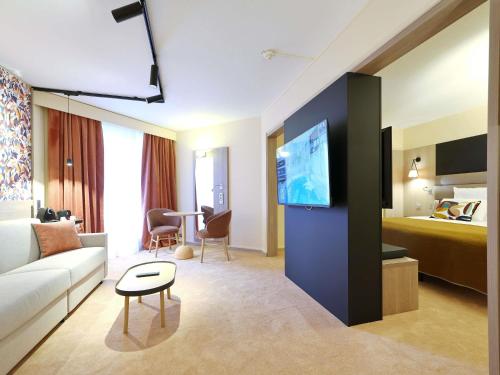 Suite Junior del hotel Mercure Grenoble Centre President. Foto 5