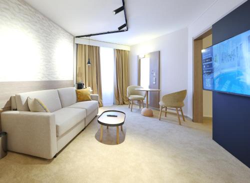 Suite Junior del hotel Mercure Grenoble Centre President. Foto 11