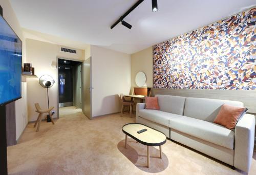 Suite Junior del hotel Mercure Grenoble Centre President. Foto 12