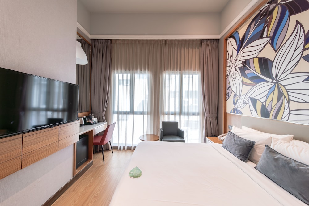 Habitación Deluxe, 1 cama de matrimonio del hotel Bencoolen@hong Kong Street. Foto 2