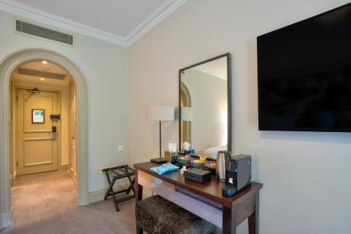 Habitación Doble Privilege del hotel Sunday Hotels Box Hill. Foto 4