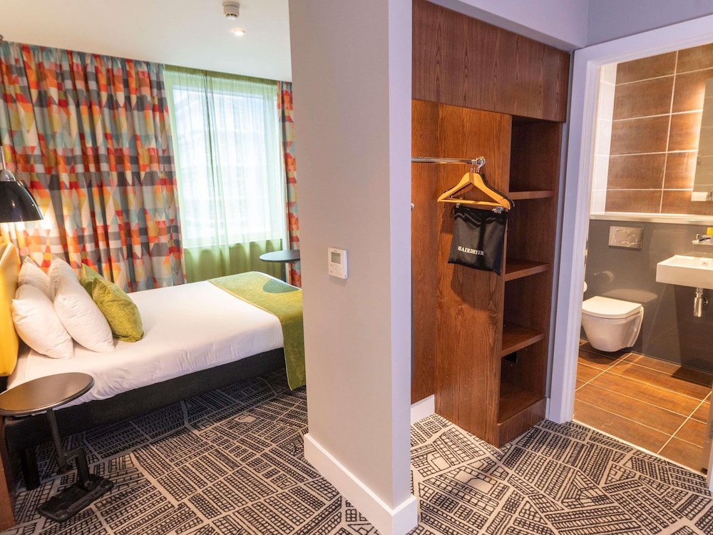 The Family sofa bed del hotel Ibis Styles Leeds City Centre Arena. Foto 2