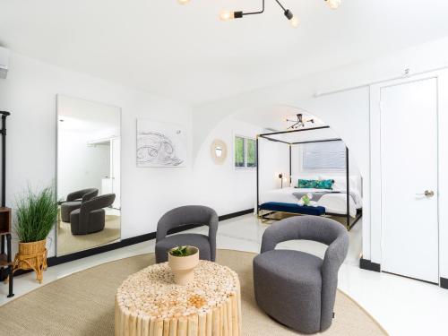 Alojamiento Grand Deluxe - 1 cama extragrande del hotel Aqua by American Beech. Foto 28