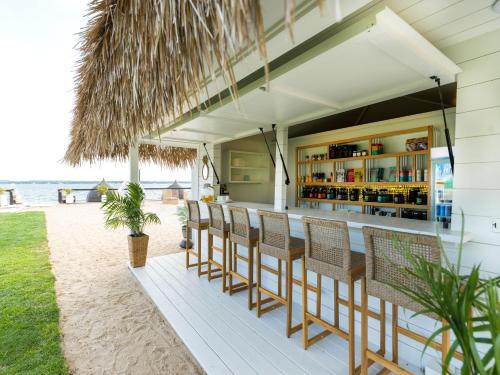 Beach Front Suite 2 del hotel Aqua by American Beech. Foto 2