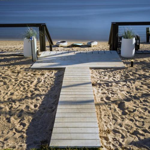 Beach Front Suite 2 del hotel Aqua by American Beech. Foto 18