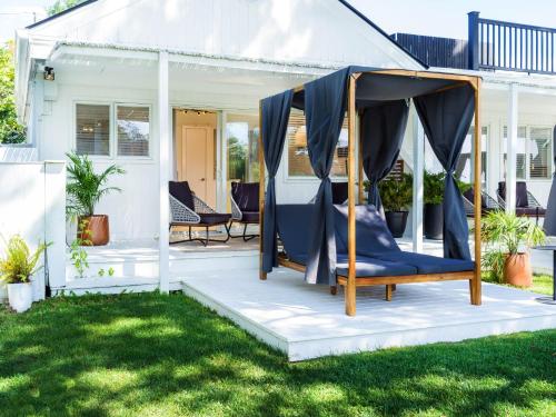 Suite Superior con cama extragrande del hotel Aqua by American Beech. Foto 27