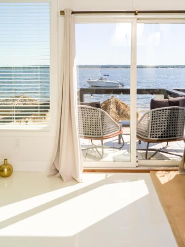 Beach Front Suite 1 del hotel Aqua by American Beech. Foto 28