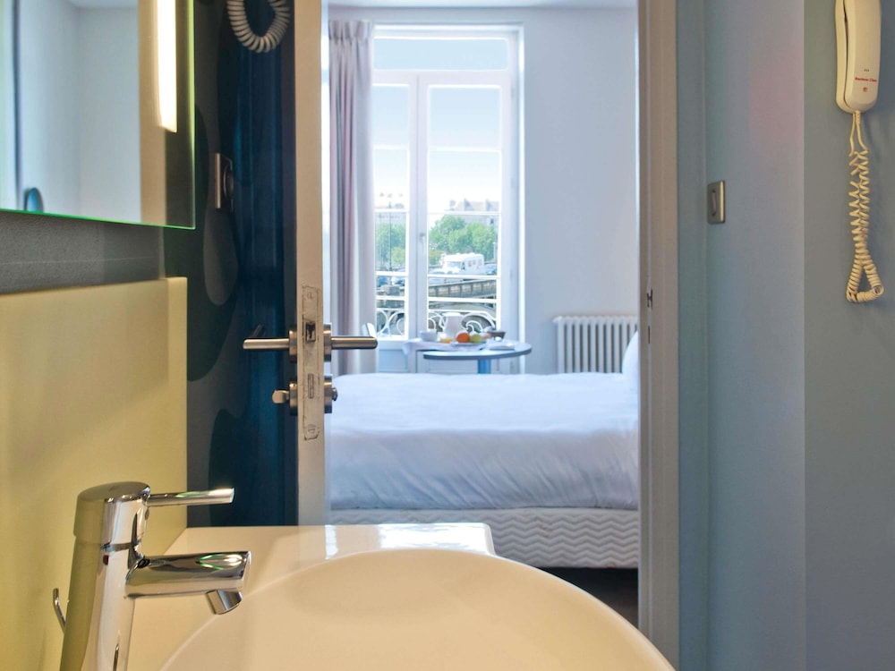 Habitación Estándar con 1 cama doble del hotel Ibis Styles Bayonne Centre Gare. Foto 3