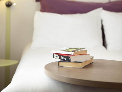 Habitación estándar con 1 cama doble - vistas al Adour del hotel Ibis Styles Bayonne Centre Gare. Foto 3
