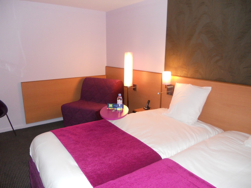 Habitación estándar, 2 camas individuales del hotel Ibis Styles Bourg En Bresse. Foto 2