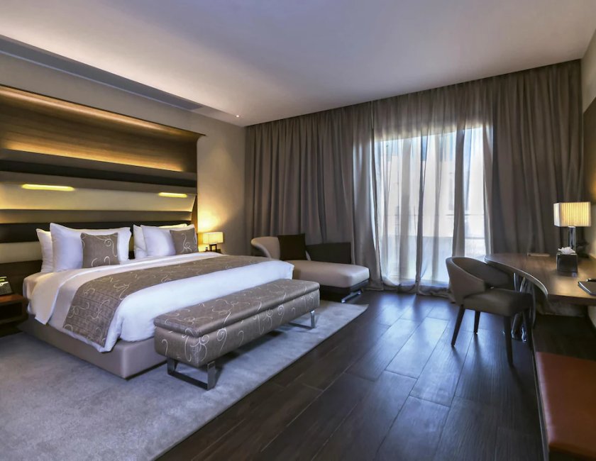 Suite, 1 cama doble, vistas al lago (Ambassador) del hotel Mövenpick Du Lac Tunis. Foto 3