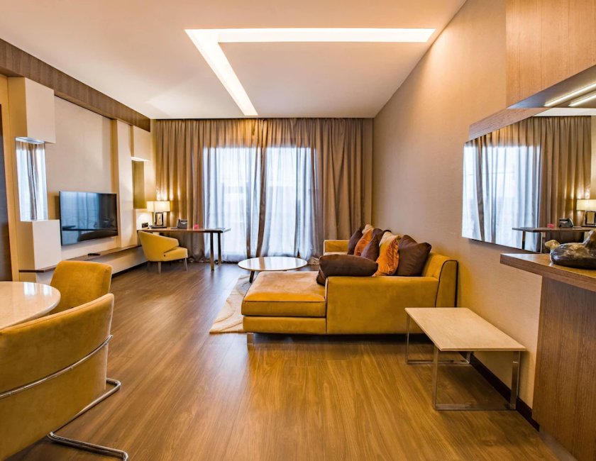 Suite, 1 habitación del hotel Mövenpick Du Lac Tunis