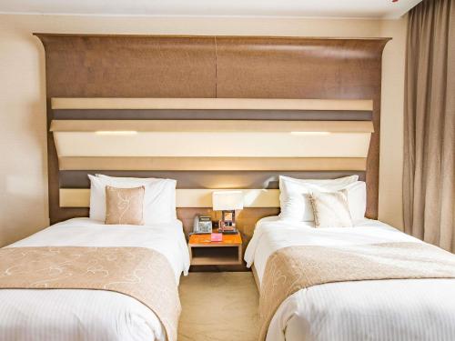 Suite Presidencial con vistas al lago del hotel Mövenpick Du Lac Tunis. Foto 6