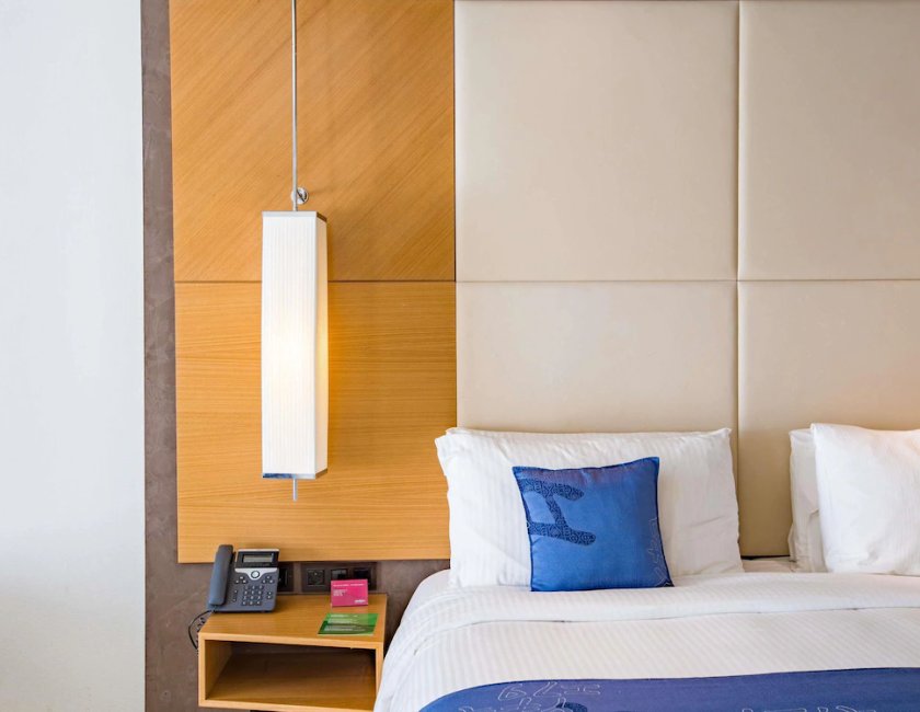 Habitación Premium, 1 cama de matrimonio grande, vistas al lago del hotel Mövenpick Du Lac Tunis