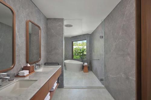 Suite Residence de 2 dormitorios del hotel The Westin Resort Nusa Dua, Bali. Foto 9
