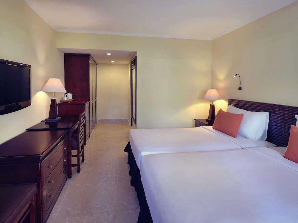 Habitación Superior, Camas Individuales del hotel Mercure Resort Sanur. Foto 1