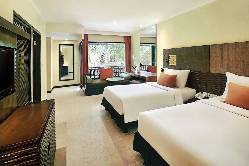 Habitación Ejecutiva, camas individuales del hotel Mercure Resort Sanur. Foto 2