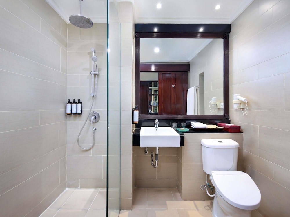Habitación Superior, Camas Individuales del hotel Mercure Resort Sanur. Foto 7
