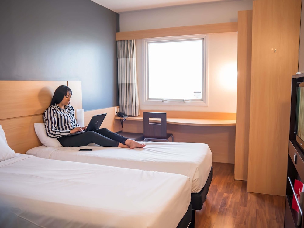 Habitación estándar con 2 camas individuales, 2 camas individuales del hotel Ibis Itu Plaza Shopping. Foto 1