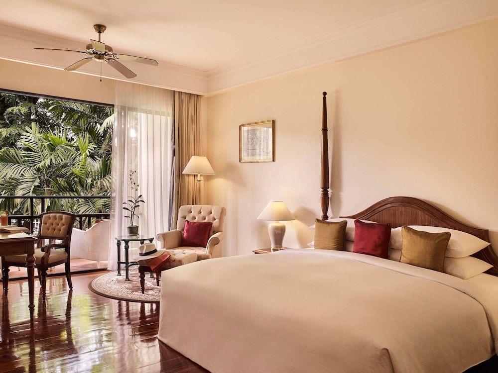 SUITE PRESTIGE, Acceso Club Millésime, 1 Cama King del hotel Sofitel Angkor Phokeethra Golf and Spa Resort. Foto 2