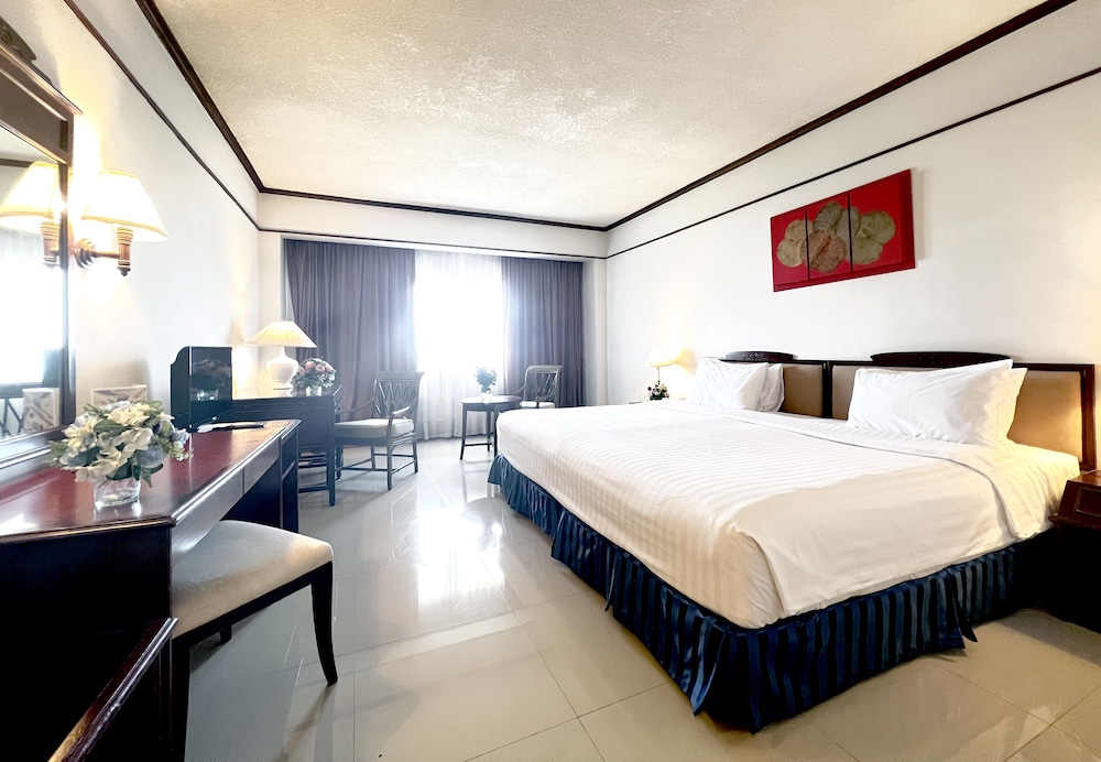 Habitación estándar con 1 cama king size del hotel Mercure Chiang Mai