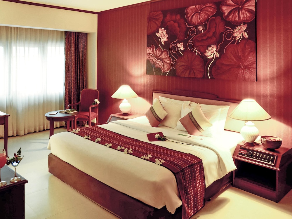 SUITE JUNIOR con 1 cama king size del hotel Mercure Chiang Mai