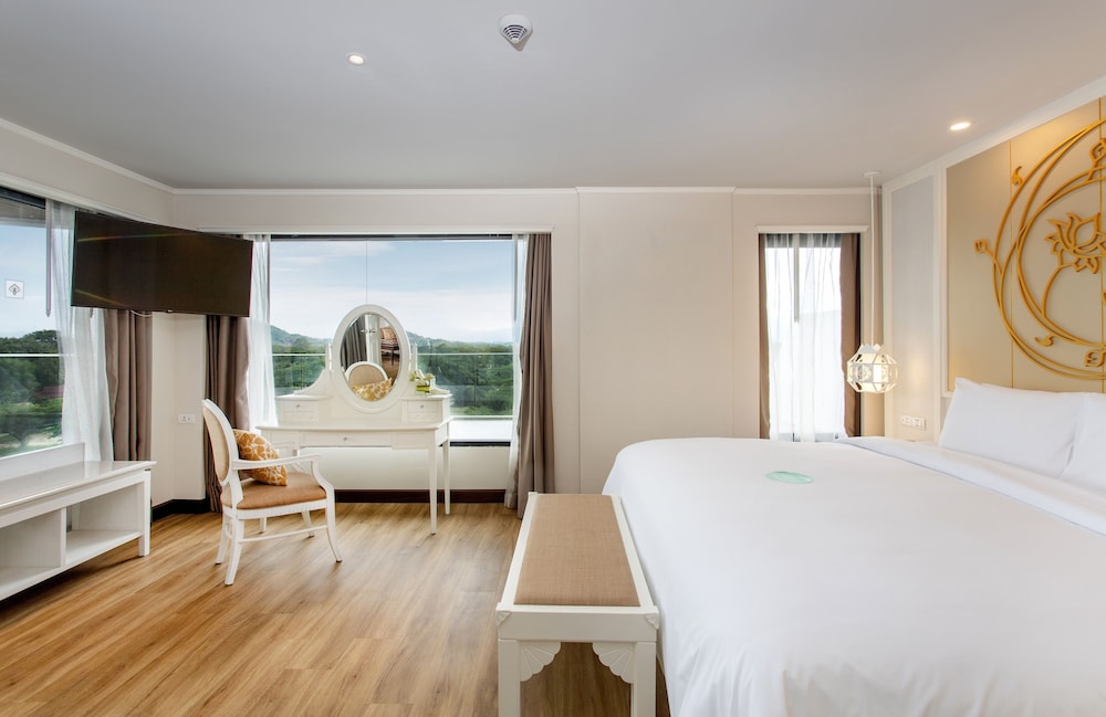 Riverie Suite del hotel The Riverie By Katathani - Sha Extra Plus. Foto 4