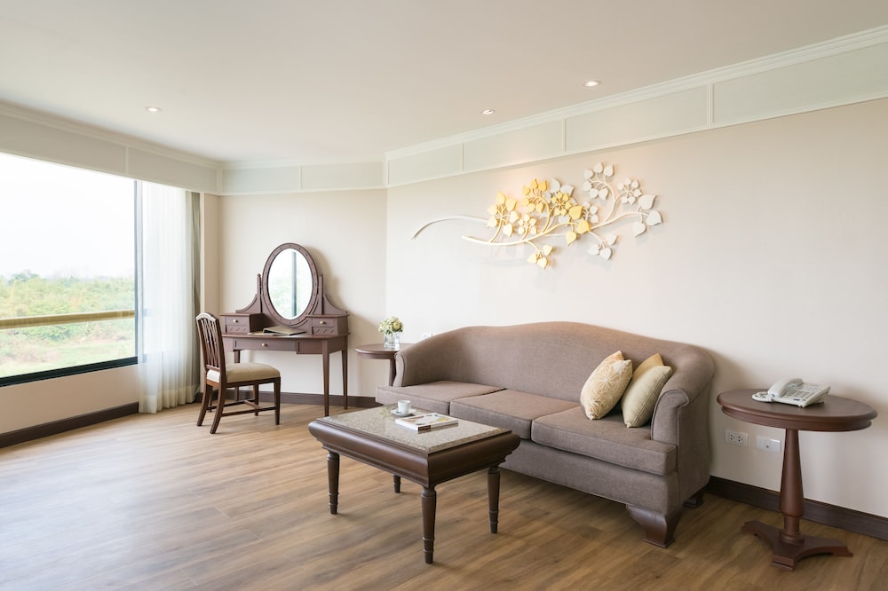 Riverie Suite del hotel The Riverie By Katathani - Sha Extra Plus. Foto 10