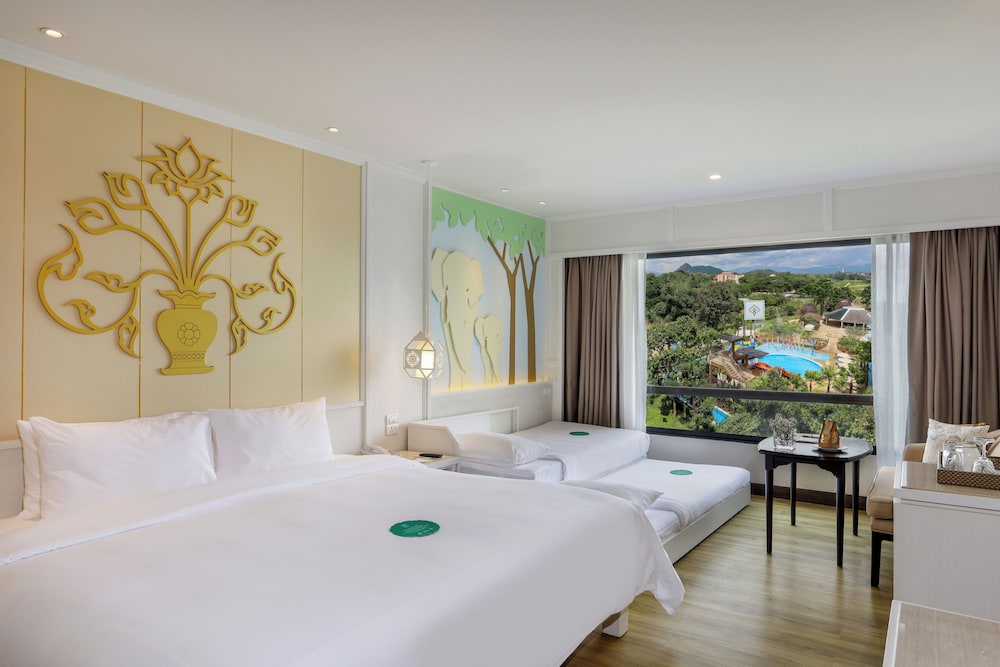 Deluxe Water Park (2 Adults, 2 Children) del hotel The Riverie By Katathani - Sha Extra Plus
