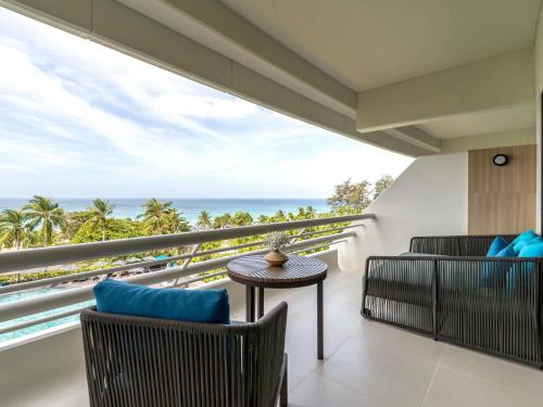 Habitación Doble Deluxe con vistas al mar - 2 camas del hotel Pullman Phuket Karon Beach Resort. Foto 3