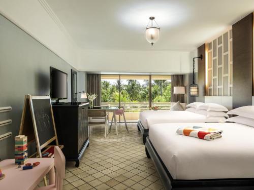 Habitación Familiar Superior del hotel Pullman Phuket Karon Beach Resort
