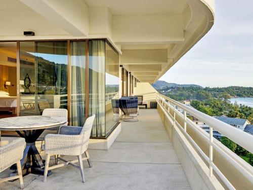 Suite Presidencial del hotel Pullman Phuket Karon Beach Resort. Foto 2