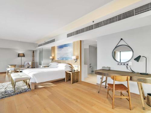 Suite Presidencial del hotel Pullman Phuket Karon Beach Resort. Foto 3